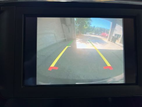 Used 2020 Chrysler Voyager Lxi FWD image 21