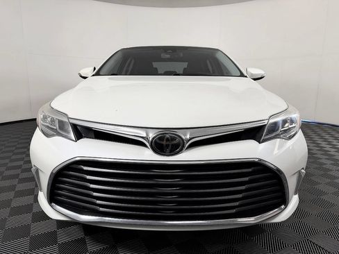Used 2016 Toyota Avalon Limited FWD image 4