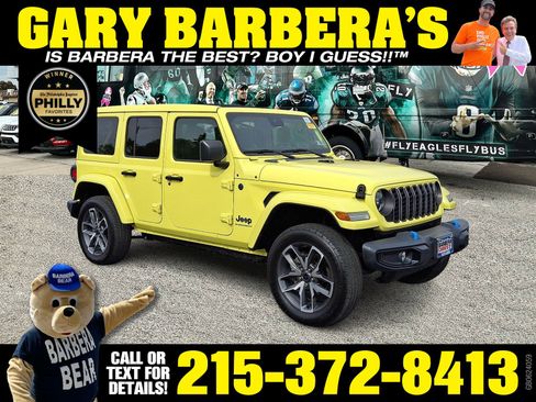 Used 2024 Jeep Wrangler Unlimited w/ Convenience Group AWD/4WD image 1