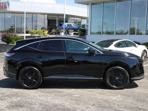 Used 2025 Nissan Murano SV AWD/4WD image 10