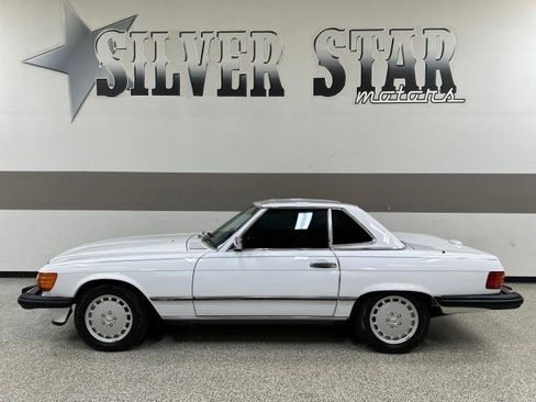 Used 1988 Mercedes-Benz 560 SL image 11