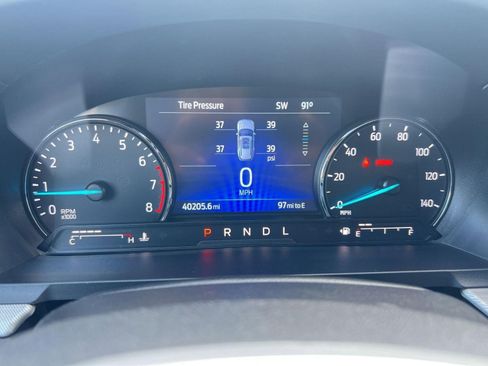 Used 2023 Ford Explorer XLT w/ Equipment Group 202A AWD/4WD image 18