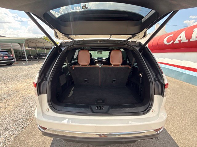 Used 2021 Lincoln Aviator Reserve w/ Equipment Group 202A AWD/4WD image 18