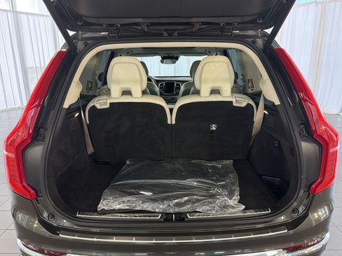 Used 2022 Volvo XC90 T6 Inscription w/ Advanced Package AWD/4WD image 36
