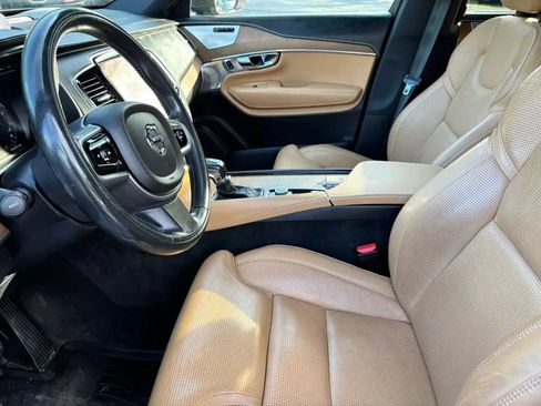 Used 2017 Volvo XC90 T6 Inscription w/ Vision Package AWD/4WD image 9