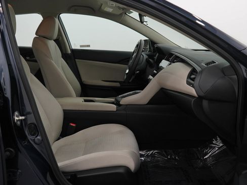 Used 2019 Honda Insight EX image 11