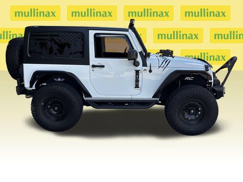 Used 2016 Jeep Wrangler Sport AWD/4WD image 2