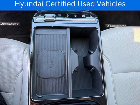 Certified 2025 Hyundai Tucson Limited AWD/4WD image 24