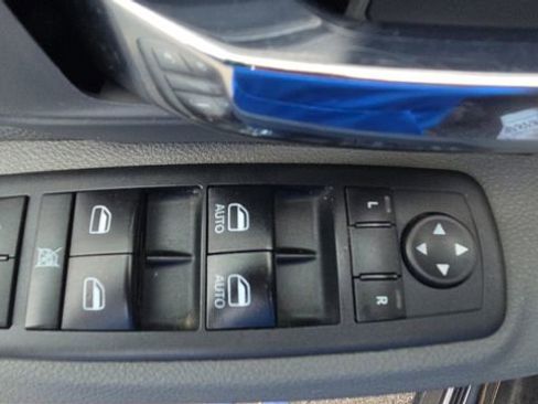 Used 2020 RAM 1500 Classic Warlock image 25