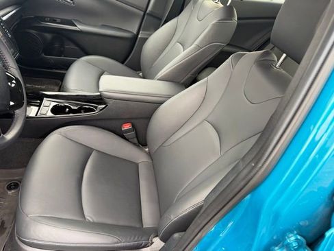 Used 2021 Toyota Prius Prime Limited image 7