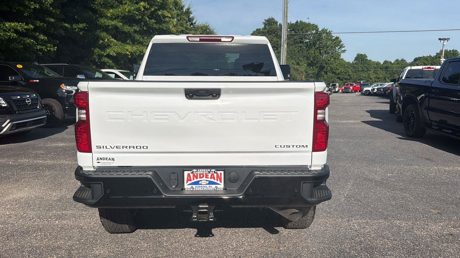 New 2026 Chevrolet Silverado 2500 Custom w/ Custom Value Package AWD/4WD image 9