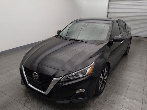 Used 2021 Nissan Altima 2.5 SV FWD image 15