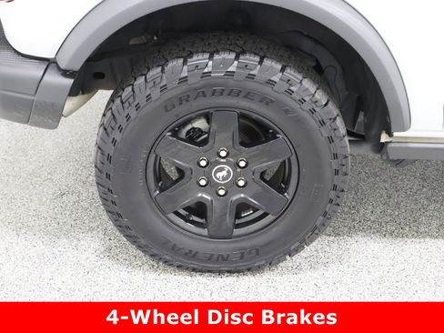 Used 2024 Ford Bronco Black Diamond image 6