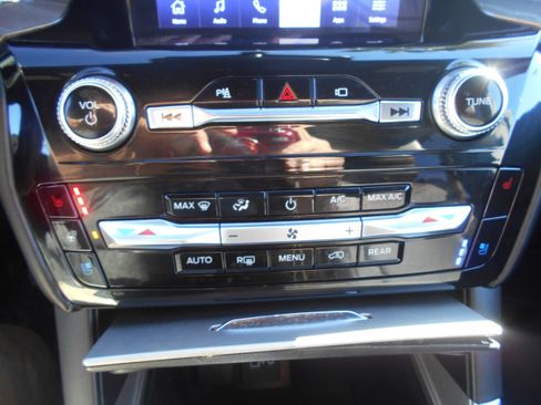 Used 2021 Ford Explorer Platinum w/ Equipment Group 601A image 15