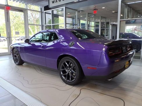 Certified 2023 Dodge Challenger R/T w/ Blacktop Package RWD image 8
