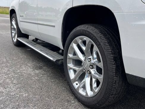 Used 2017 GMC Yukon Denali w/ Open Road Package AWD/4WD image 7