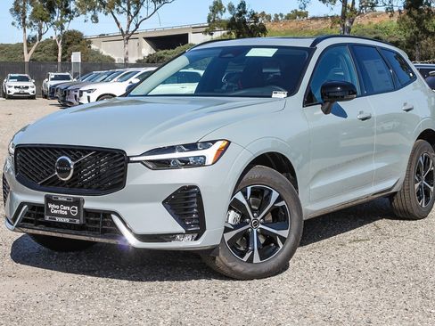New 2026 Volvo XC60 B5 Core image 1