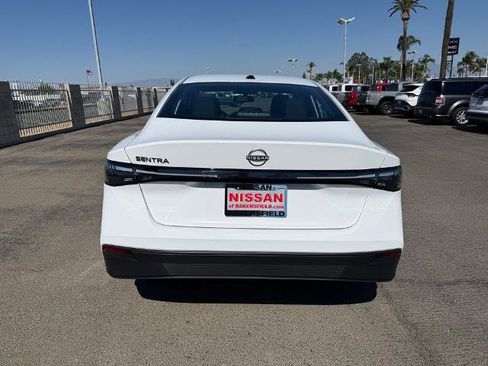 New 2026 Nissan Sentra SV w/ SV Convenience Package FWD image 5