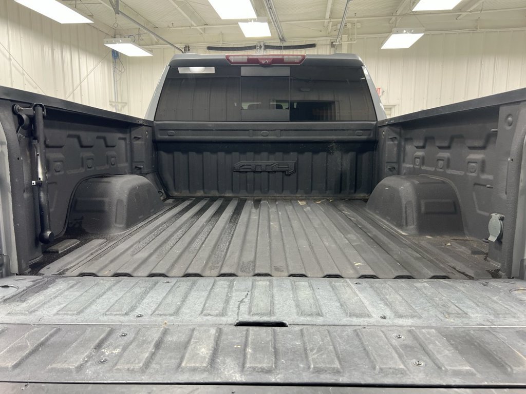 Used 2021 GMC Sierra 1500 AT4 w/ AT4 Value Package AWD/4WD image 25