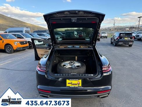 Used 2018 Porsche Panamera 4 image 31