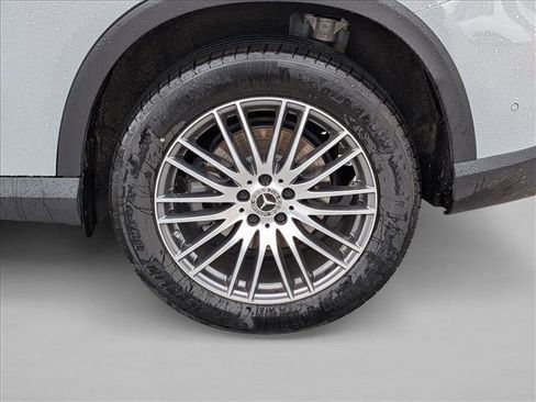 Certified 2026 Mercedes-Benz GLC 300 image 17