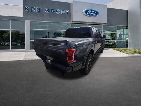 Certified 2019 Ford F150 Raptor w/ Equipment Group 802A Luxury image 20