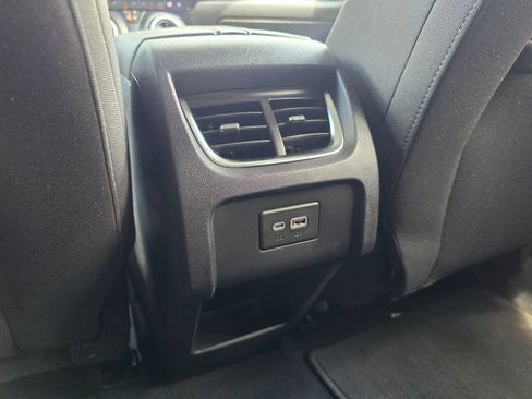 Used 2021 Chevrolet Blazer LT FWD image 34