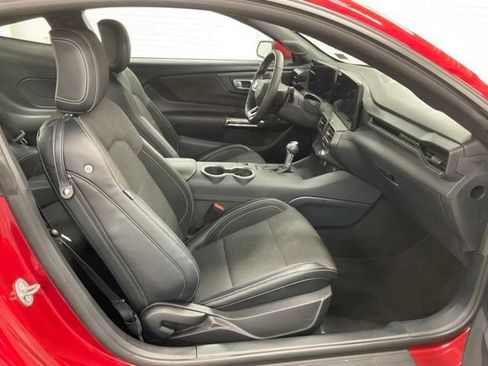 Used 2024 Ford Mustang Coupe RWD image 18
