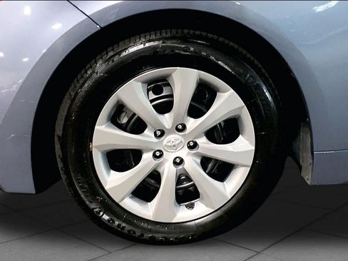 Used 2024 Toyota Corolla LE FWD image 11
