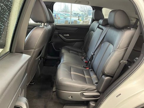 Used 2024 MAZDA CX-90 3.3 Turbo w/ Select Package image 10