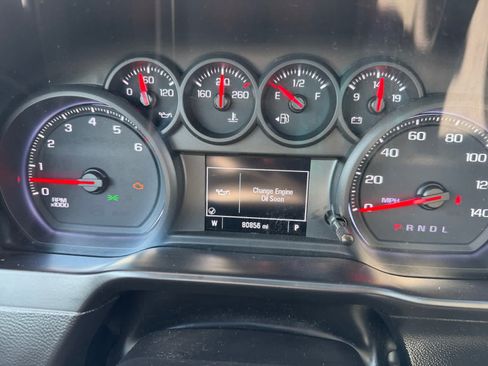 Used 2019 Chevrolet Silverado 1500 Custom w/ Custom Value Package RWD image 4