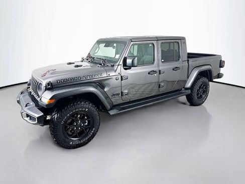 New 2025 Jeep Gladiator Sport image 3