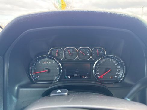 Used 2019 Chevrolet Silverado 1500 LT w/ All Star Edition image 12