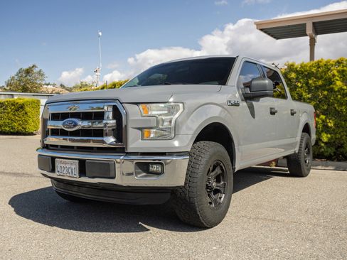 Used 2015 Ford F150 XLT RWD image 1