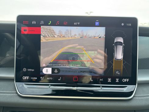 New 2026 Volkswagen Tiguan SE R-Line AWD/4WD image 18