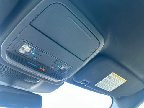 Used 2020 Ford Explorer Limited RWD image 45