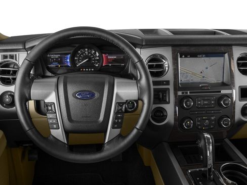 Used 2017 Ford Expedition Limited w/ Equipment Group 301A AWD/4WD image 4