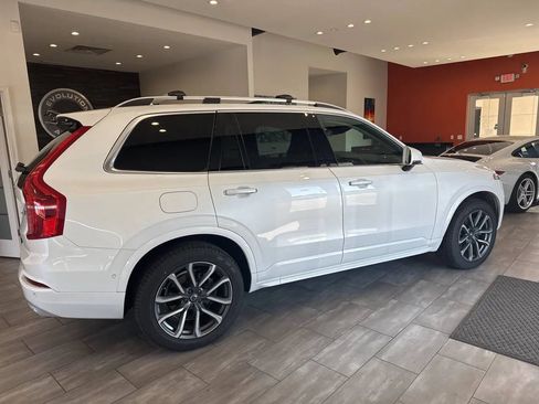 Used 2019 Volvo XC90 T6 Momentum w/ Advanced Package AWD/4WD image 9