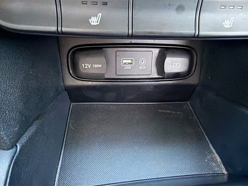 Used 2019 Hyundai Santa Fe Limited FWD image 30