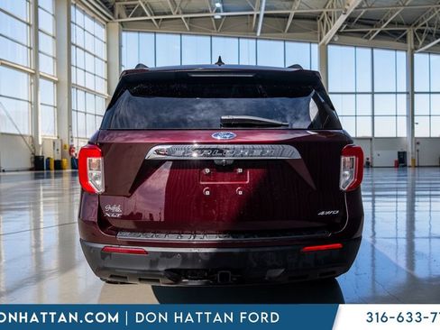Used 2022 Ford Explorer XLT w/ Class IV Trailer Tow Package image 33