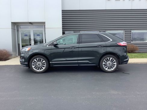 Used 2024 Ford Edge Titanium w/ Titanium Elite Package AWD/4WD image 2