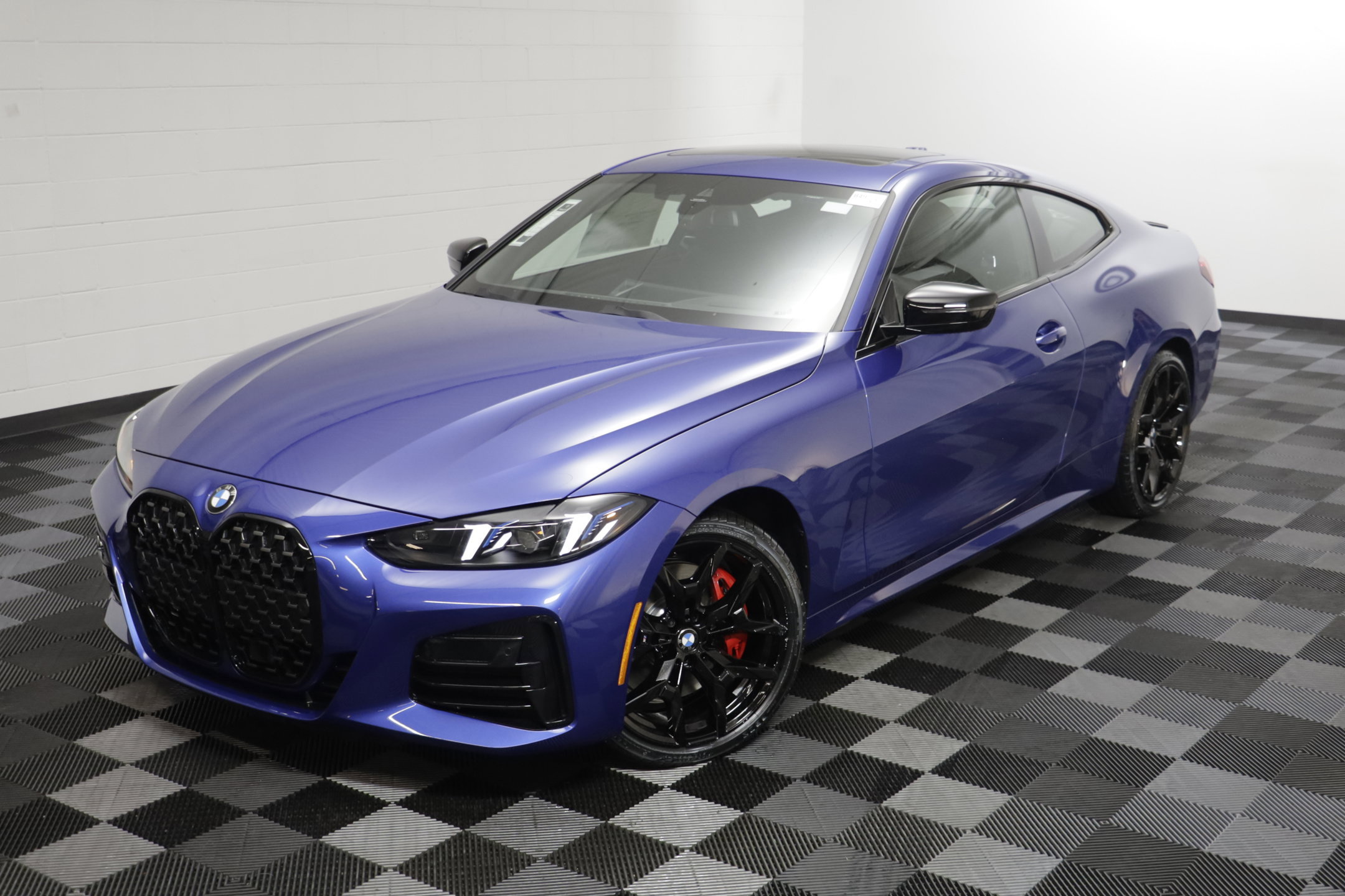 New 2027 BMW 430i Coupe w/ M Sport Package AWD/4WD image 2
