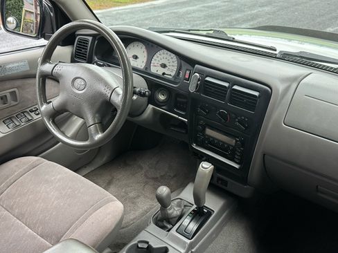 Used 2004 Toyota Tacoma 4x4 Double Cab image 24