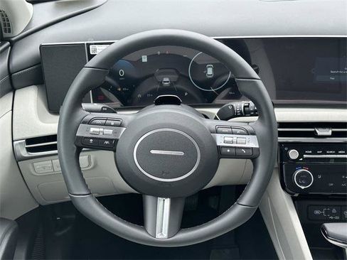 New 2025 Hyundai Tucson SEL image 23