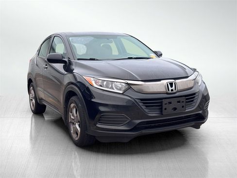 Used 2022 Honda HR-V LX image 2