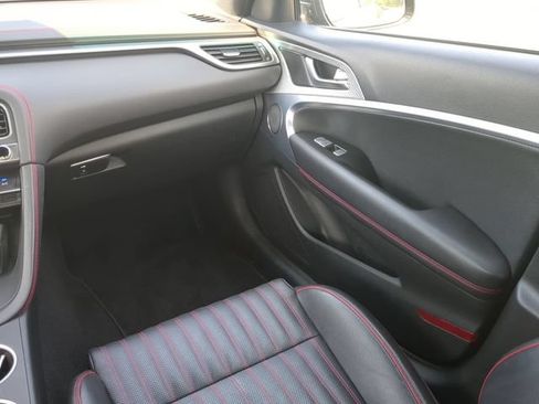 Used 2023 Genesis G70 2.0T w/ Sport Prestige Package AWD/4WD image 15