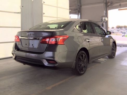 Used 2019 Nissan Sentra S FWD image 3