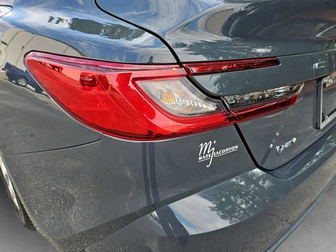 Used 2025 Toyota Camry LE w/ Convenience Package FWD image 20