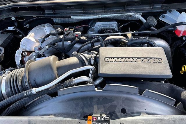 Used 2024 Chevrolet Silverado 2500 High Country w/ High Country Premium Package AWD/4WD image 32