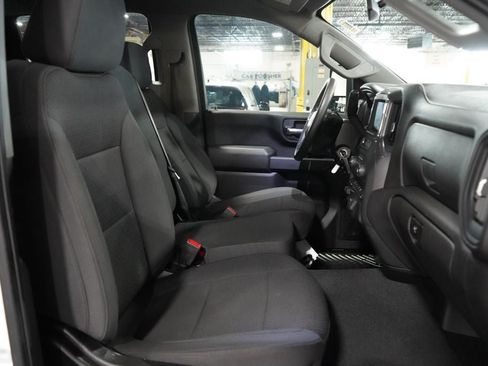 Used 2022 Chevrolet Silverado 2500 Custom w/ Custom Value Package AWD/4WD image 27
